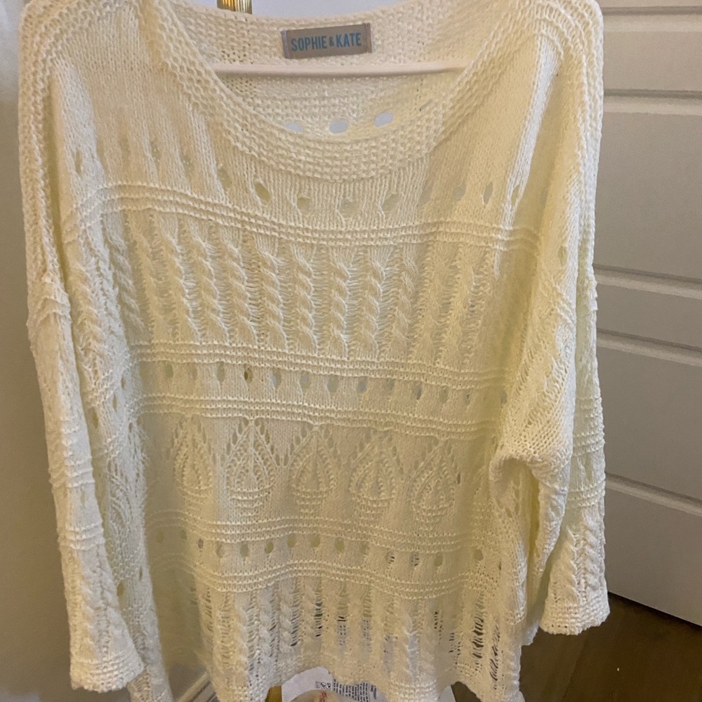 Sophie & Kate Women's Cream Knit Sweater
